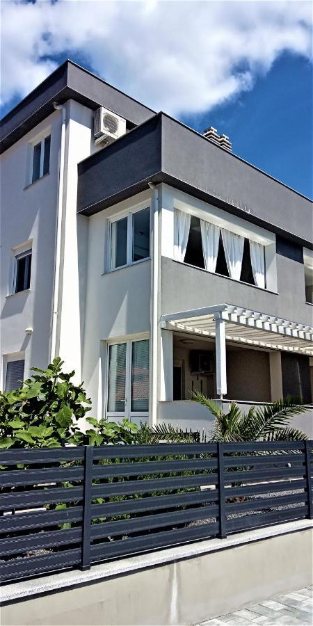 Apartment Ivetka Banjol 外观 照片